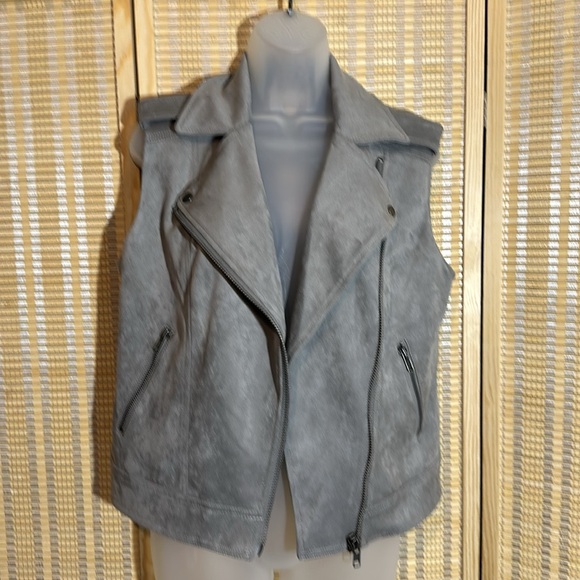 Philosophy Gray Zip Front Faux Leather Moto Vest Zippered Pockets Medium New NWT - Picture 7 of 16
